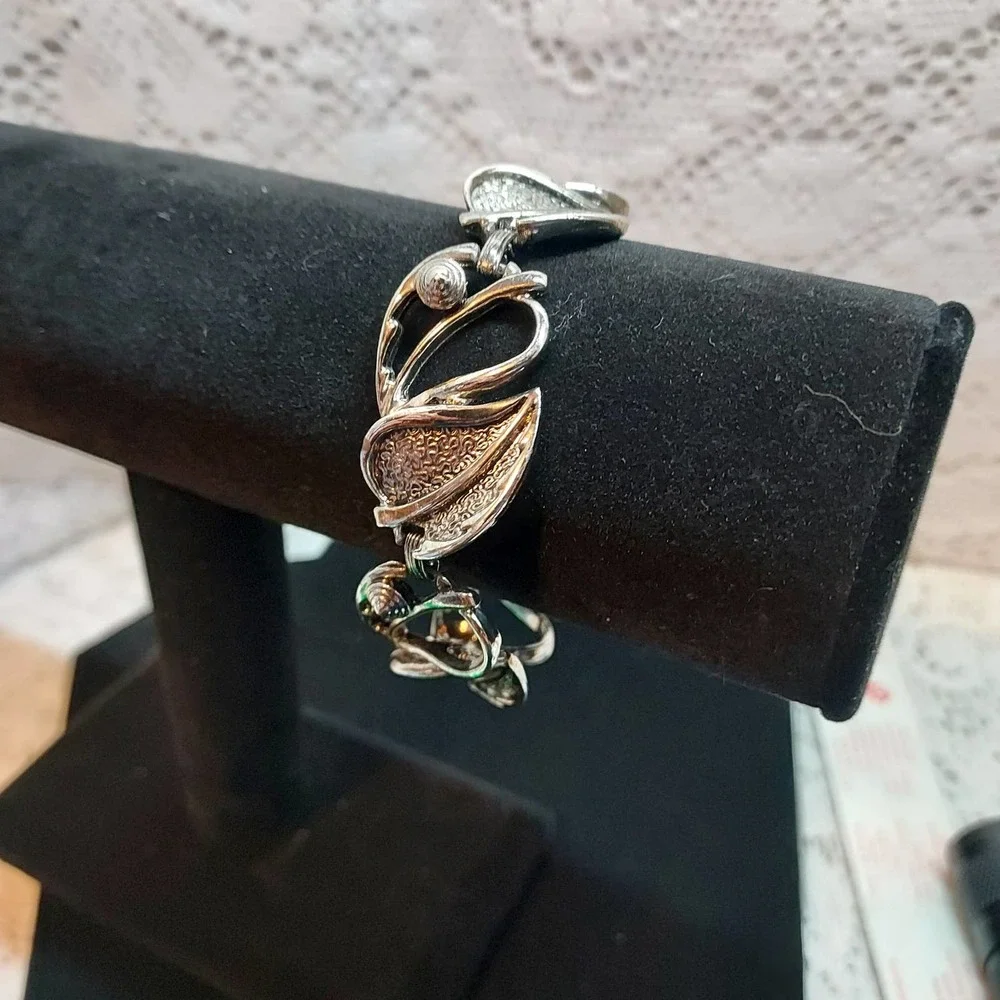 Sarah‎ Coventry Silver Tone Leaf Bracelet
